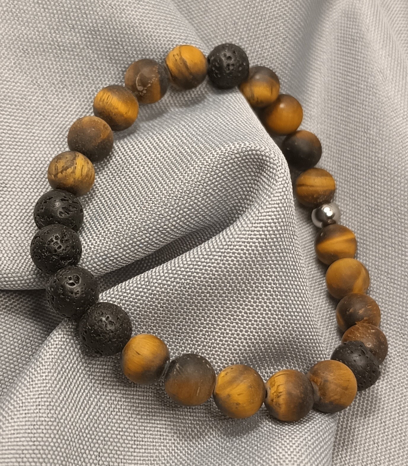 Bracelet pierre naturelle -lave- Mel élégance